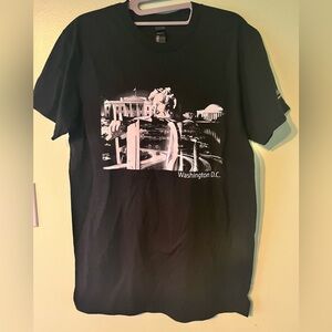 Hanes Nano-T Washington D.C. Worldstrides Graphic Contrast Photo-Imposed Shirt M